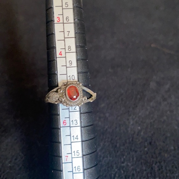 Silver and Garnet Ring "Damaged", Vintage - Picture 4 of 5